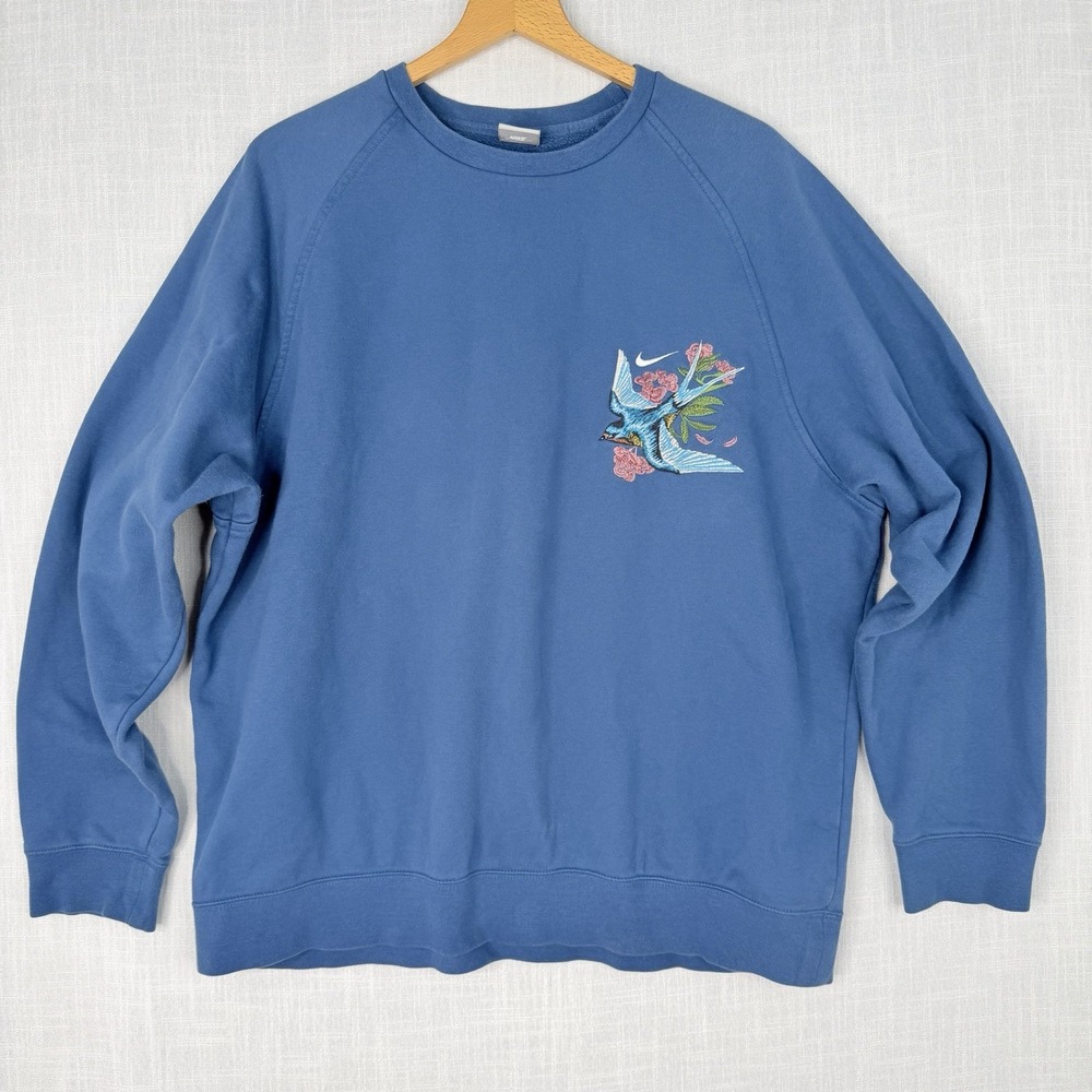 Nike Blue Bird Floral Graphic Embroidered Crewneck Sweatshirt Size XLarge